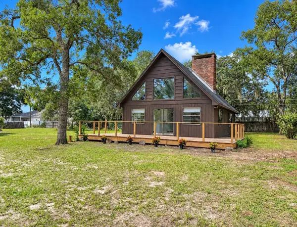 40043 W 8th Avenue, UMATILLA, FL 32784