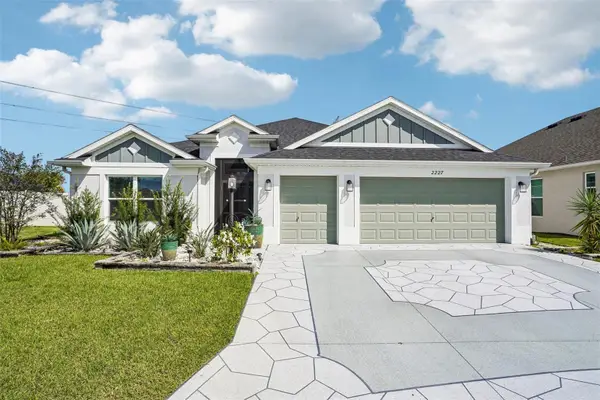 2227 Landrea Loop, THE VILLAGES, FL 32163