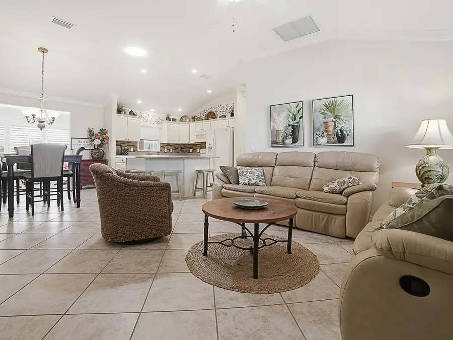 2733 Midland Terrace, The Villages, FL 32162 - #2