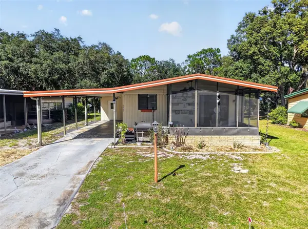 2005 Stacey Dr, MOUNT DORA, FL 32757
