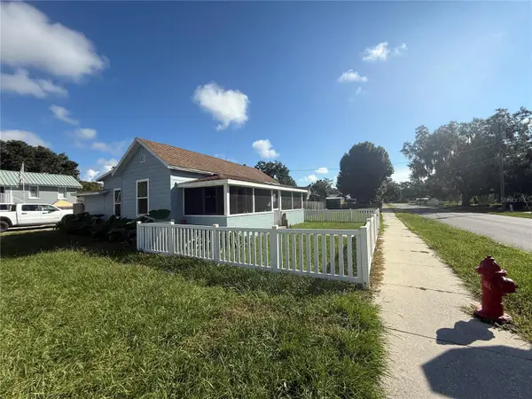 321 Cassady Street, UMATILLA, FL 32784