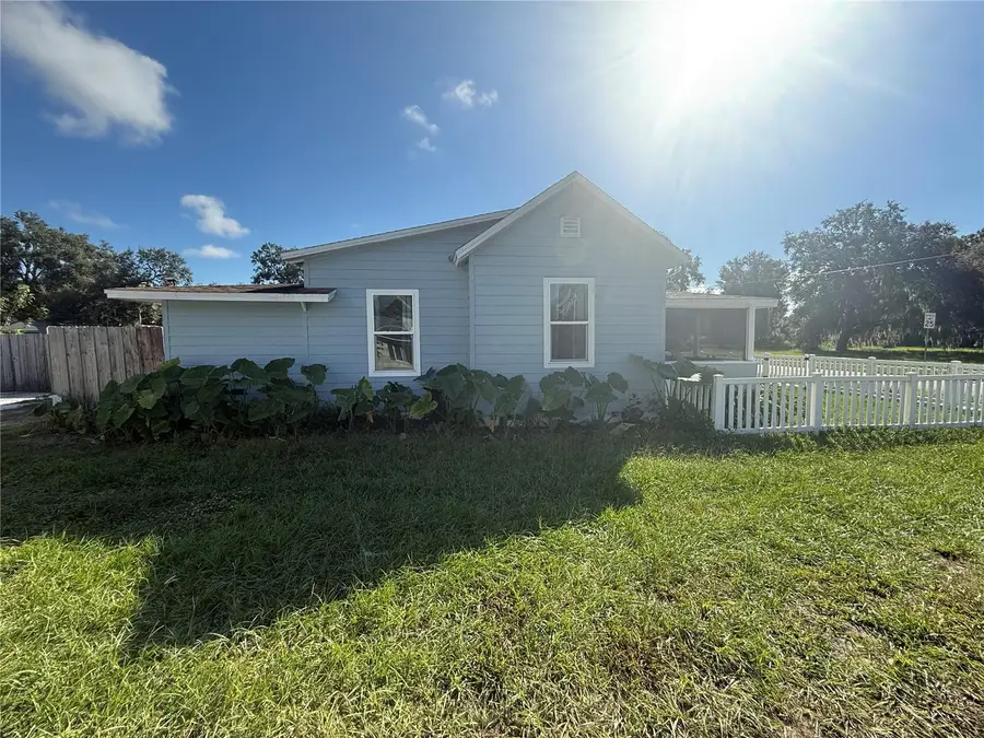 321 Cassady Street, Umatilla, FL 32784 - #2