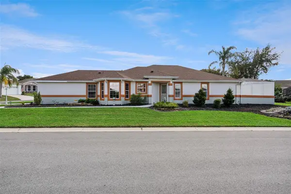4900 Canoe Court, TAVARES, FL 32778
