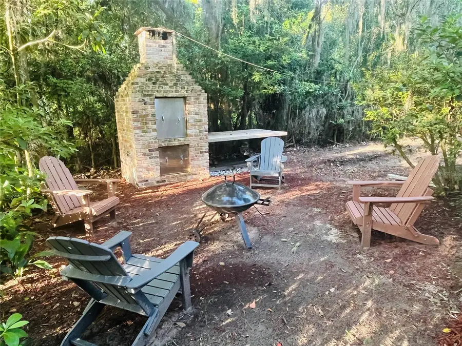 1124 Nw 4th Street, Gainesville, FL 32601 - #3