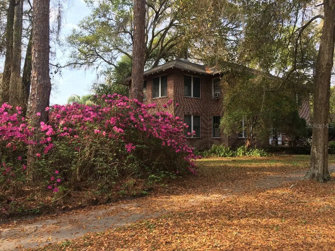 635 NE 9th Avenue, Gainesville, FL 32601 - Image #1