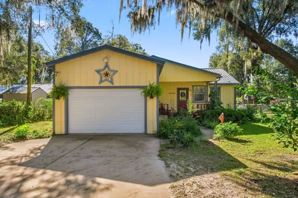 832 Lake Shore Terrace, INTERLACHEN, FL 32148