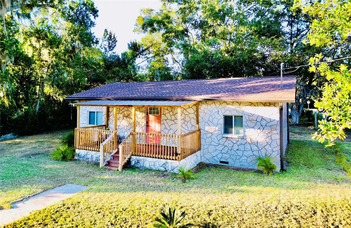 18713 Charlotte Avenue, Brooker, FL 32622 - Image #1