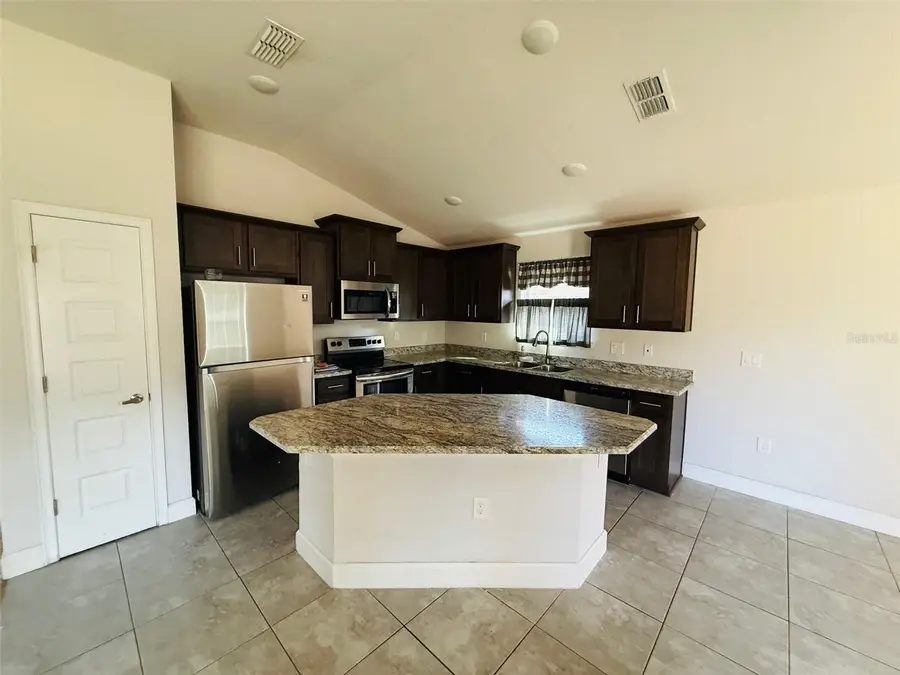 15835 NW 123rd Avenue, Alachua, FL 32615 - Image #2