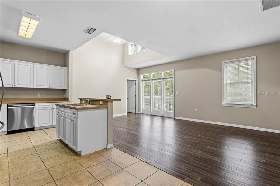 9150 SW 49th Place #C, Gainesville, FL 32608 - Image #2