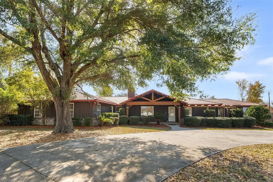 137 SW Meadow Terrace, Lake City, FL 32024 - Image #2