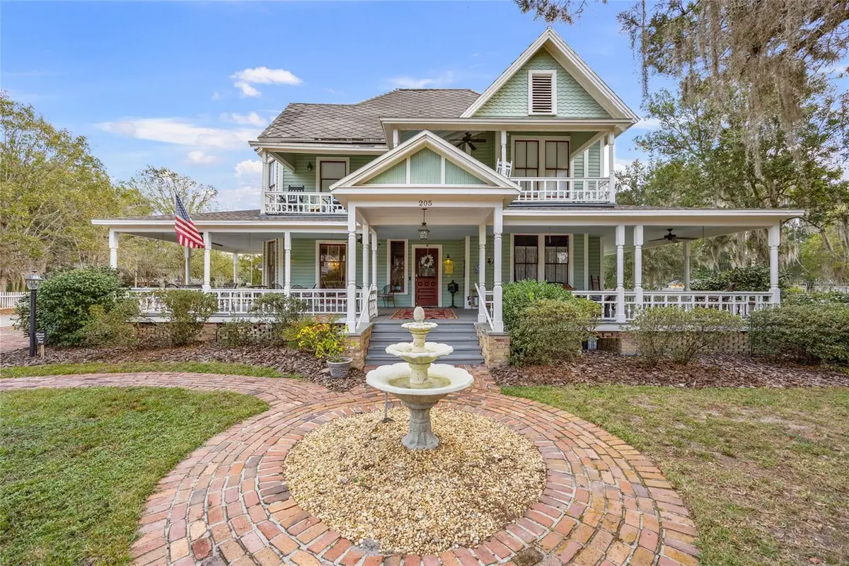 205 SE 7th Street, Gainesville, FL 32601 - Image #1