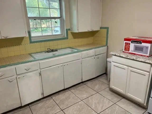 3205 NW 14th Street, Gainesville, FL 32605 - Image #2