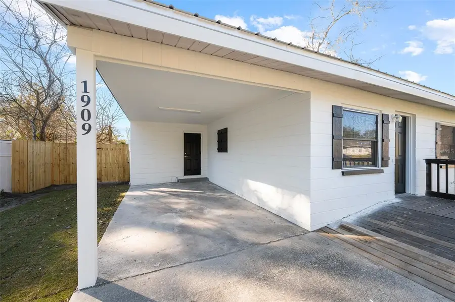 1909 SE 14th Avenue, Gainesville, FL 32641 - Image #3