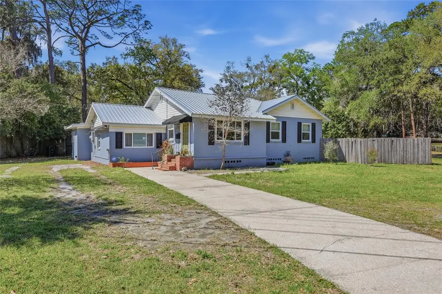 1334 NE 9th St, Street, Gainesville, FL 32601 - #2