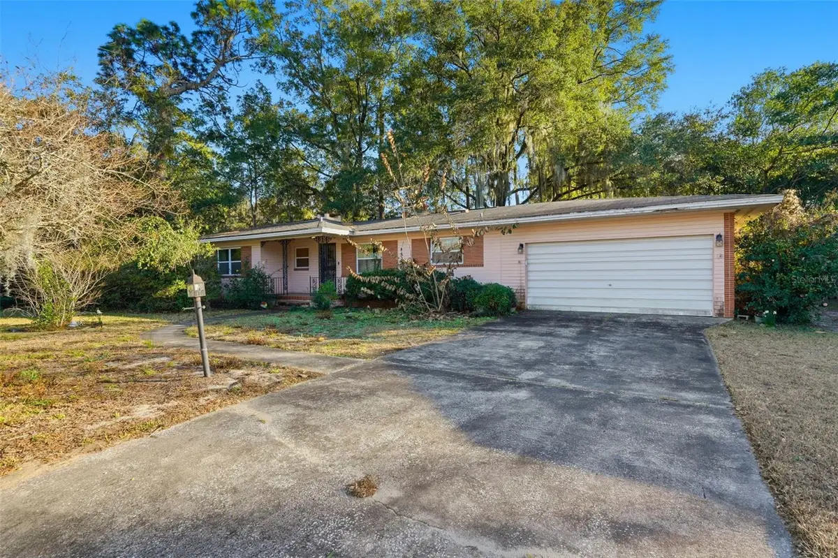 1643 NW 16th Avenue, Gainesville, FL 32605 - Image #1