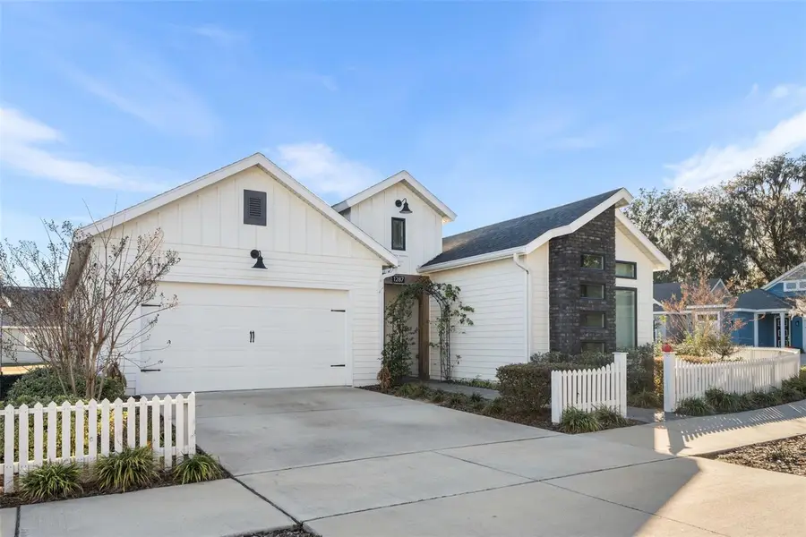 1287 Nw 132 Boulevard, Newberry, FL 32669 - #3