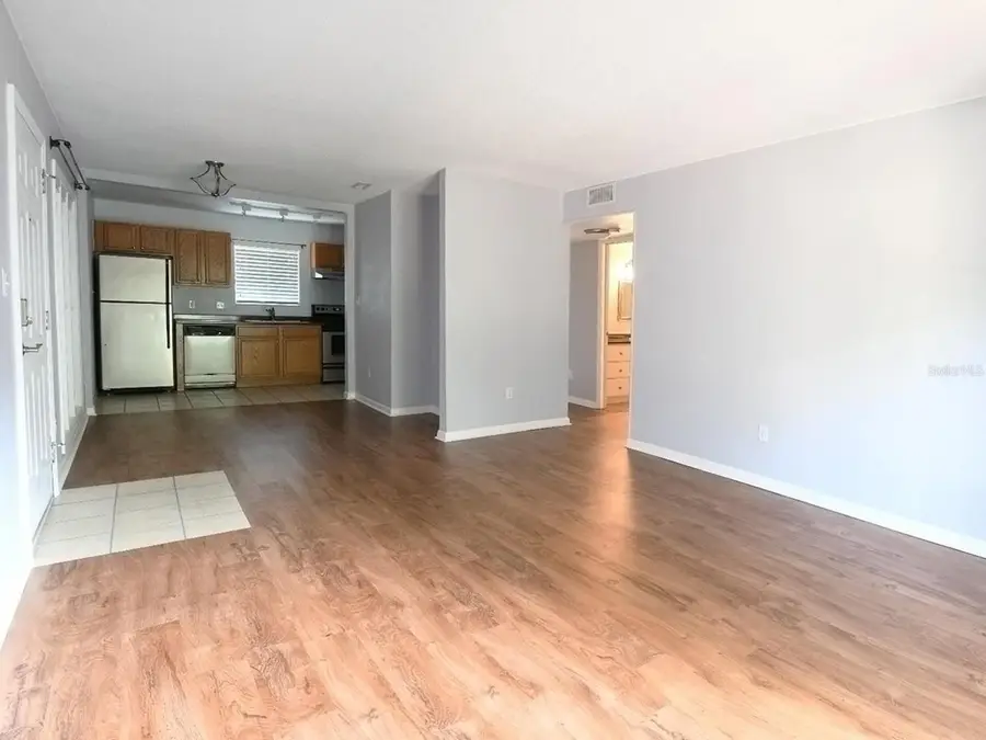 507 NW 39th Road #215, Gainesville, FL 32607 - Image #2