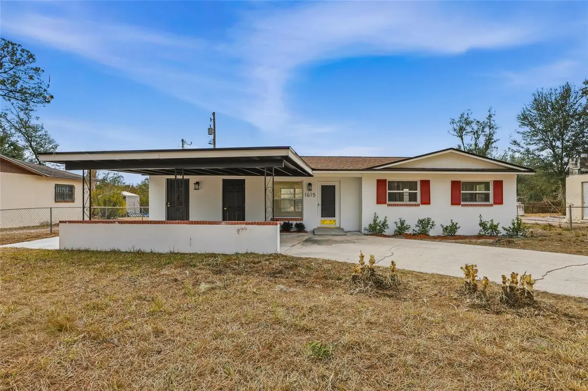 1615 SE 15th Avenue, Gainesville, FL 32641 - #1