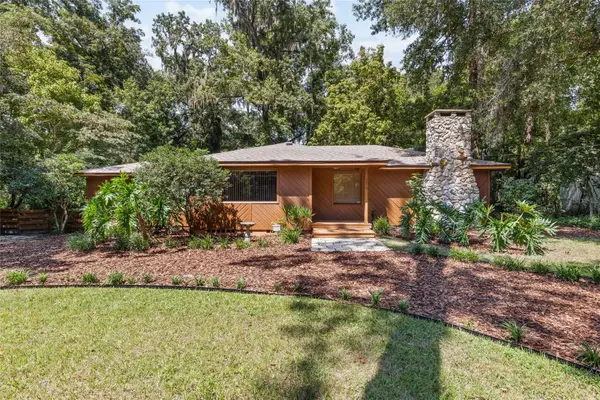 2256 NW 9th Place, GAINESVILLE, FL 32605