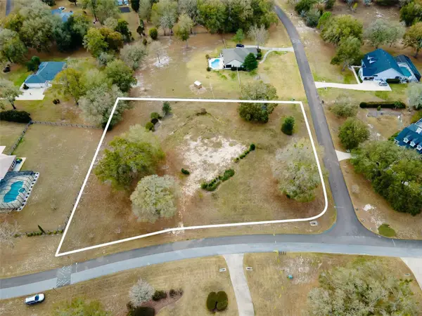 9050 SW 84th Street, GAINESVILLE, FL 32608