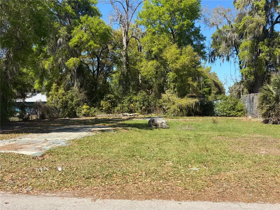 402 SW 7th Place, Gainesville, FL 32601 - #2