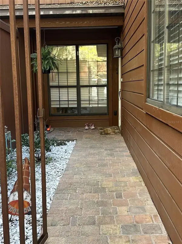 913 SW 57th Drive, GAINESVILLE, FL 32607