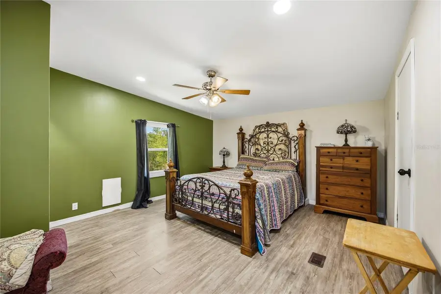 636 Union Avenue, Interlachen, FL 32148 - #3