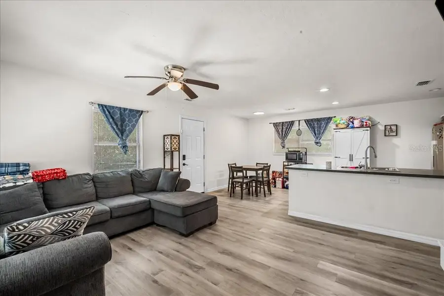 517 E Main Street, Bronson, FL 32621 - #3