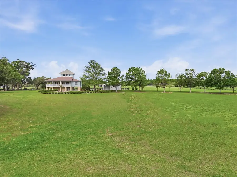 1042 SW Woodland Avenue, Fort White, FL 32038 - #3