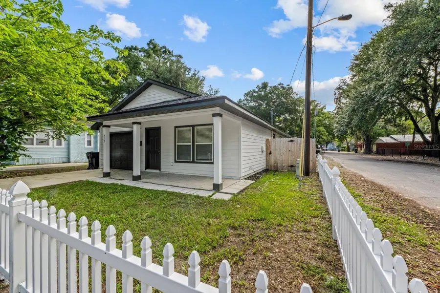 415 NW 10th Street, Gainesville, FL 32601 - #3