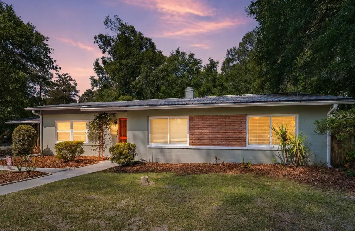 530 NE 10th Street, Gainesville, FL 32601 - #1