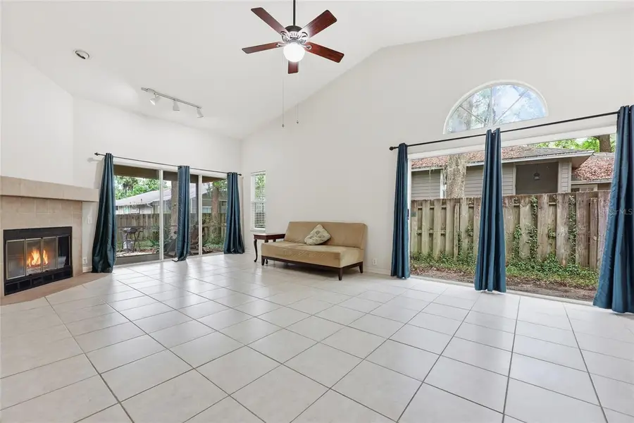 1736 NW 16th Place, Gainesville, FL 32605 - #3