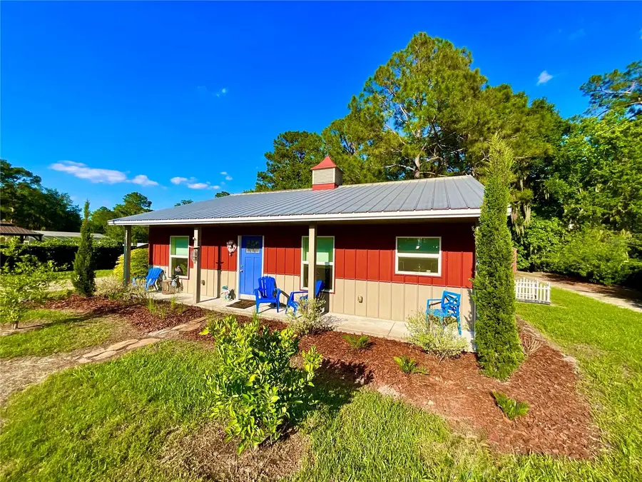 529 SE 5th Avenue, Melrose, FL 32666 - #2