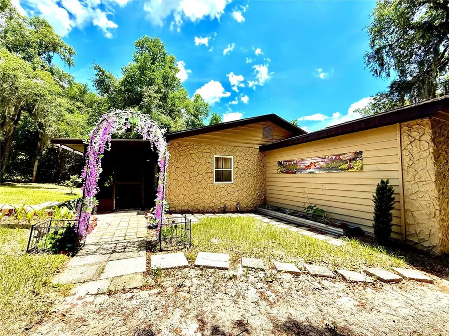 208 Ashley Street, Hawthorne, FL 32640 - #2