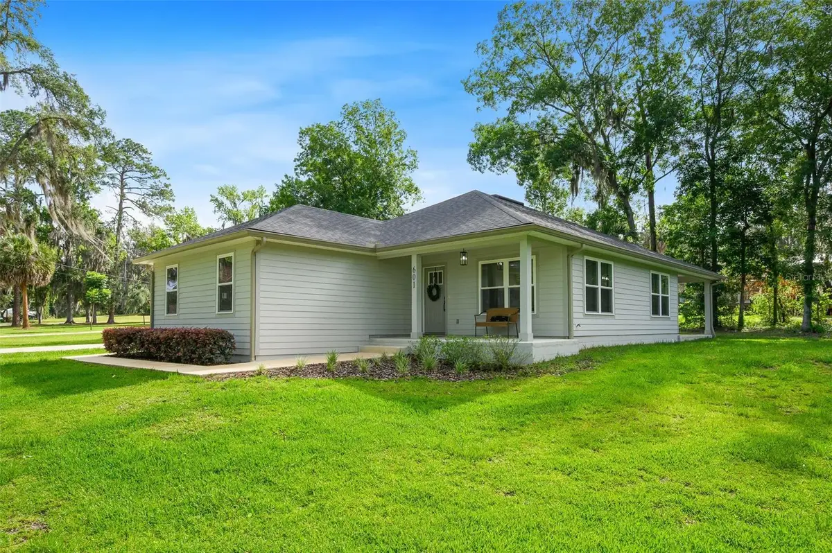 601 SE 4th Avenue, Melrose, FL 32666 - #1