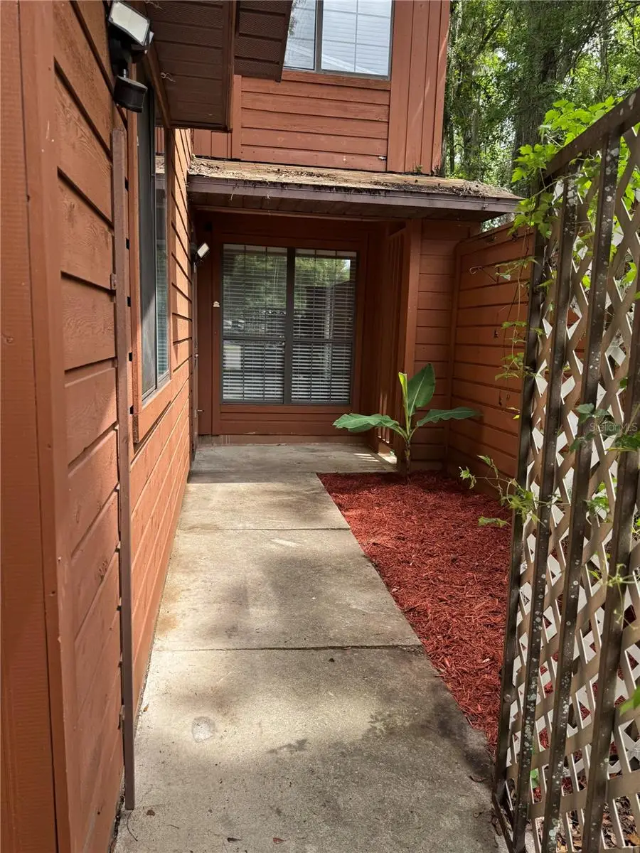 5510 SW 8th Place, Gainesville, FL 32607 - #2