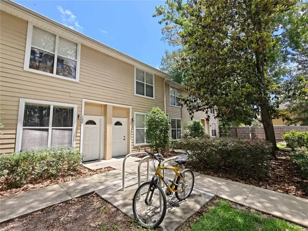 3521 SW 30th Way #104, GAINESVILLE, FL 32608