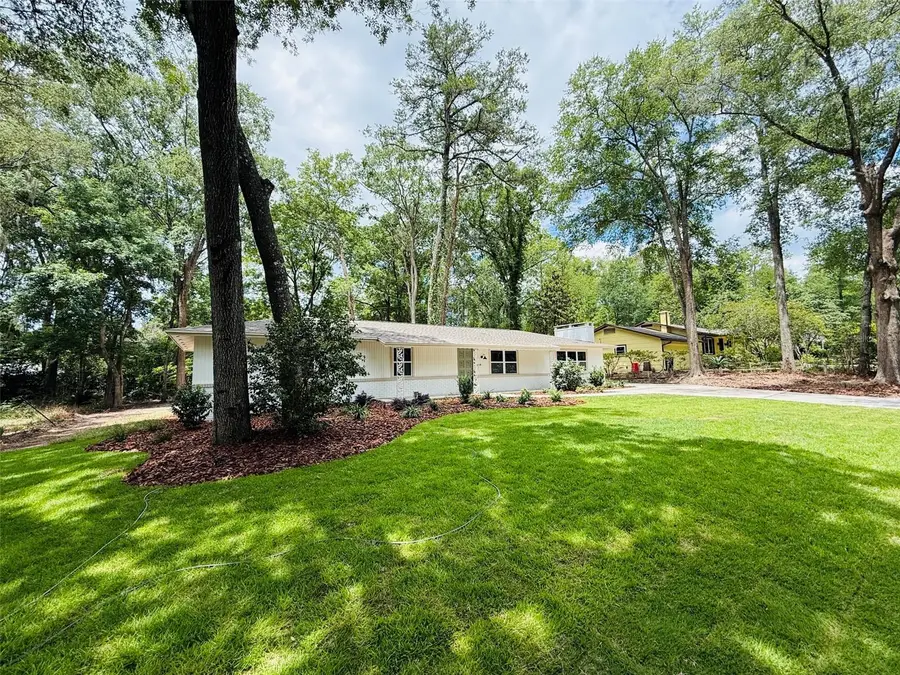 900 NW 39th Drive, Gainesville, FL 32605 - #2
