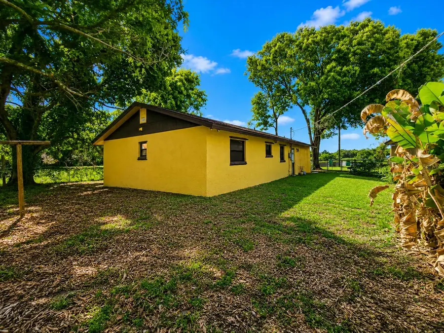 3300 James Street, Melbourne, FL 32901 - #2