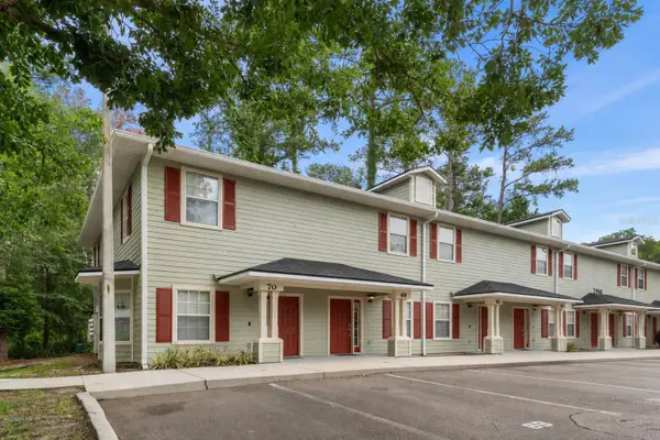 2960 SW 35th Place #69, GAINESVILLE, FL 32608