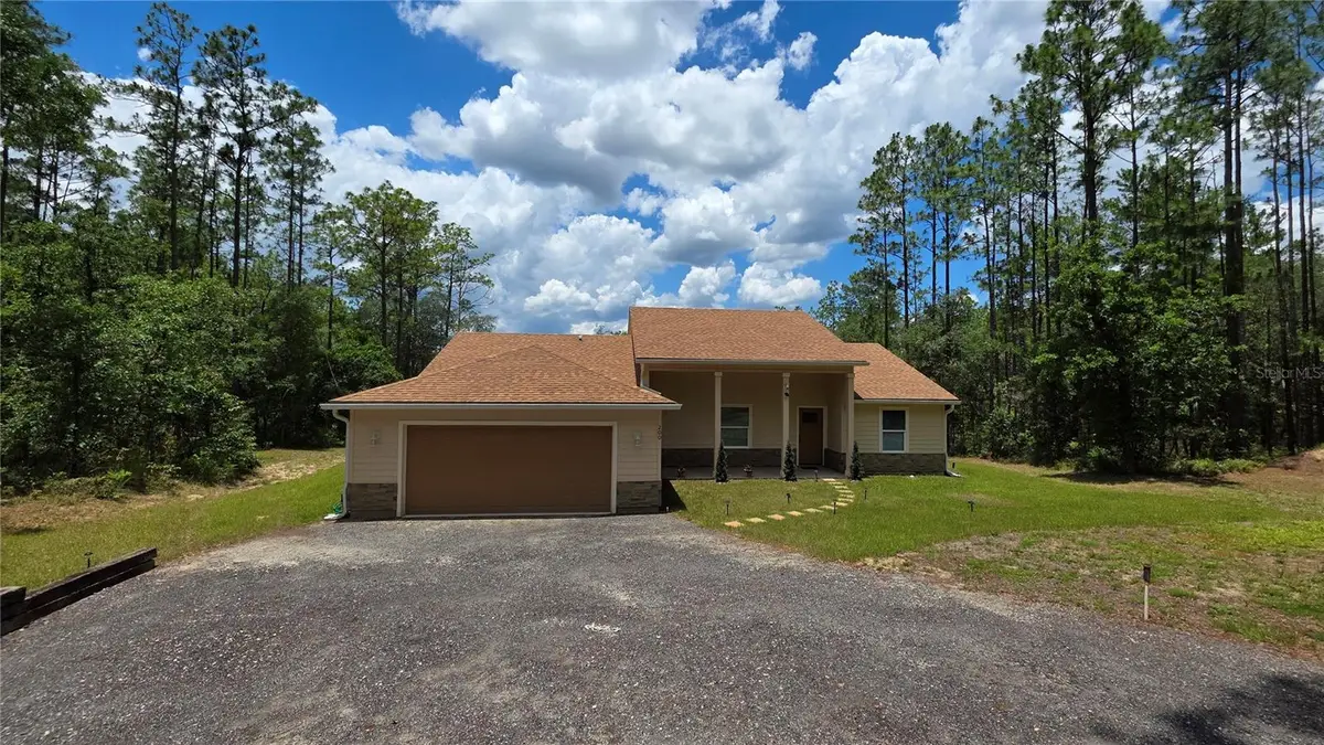 200 Hour Glass Circle, Hawthorne, FL 32640 - #1