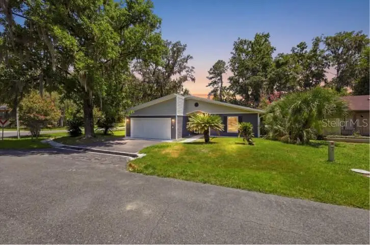 6840 NW 111th Lane, Alachua, FL 32615 - #2