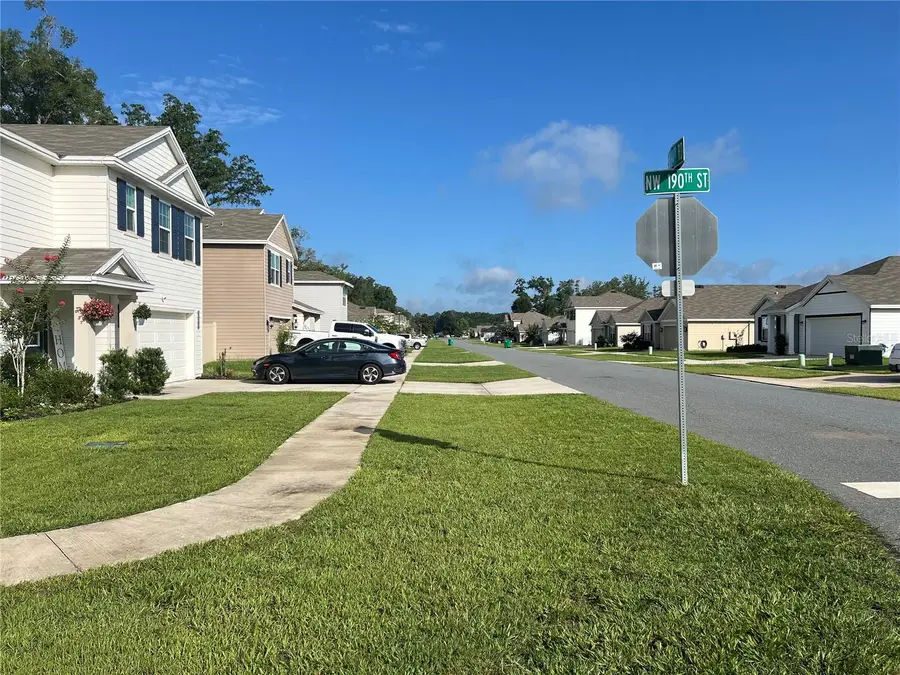 19007 NW 164th Road, High Springs, FL 32643 - #2