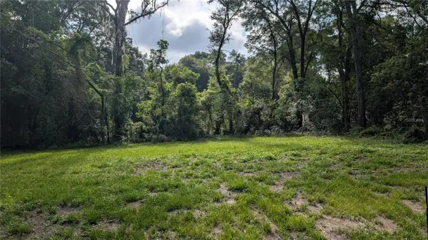 1451 SE 28th Street, GAINESVILLE, FL 32641