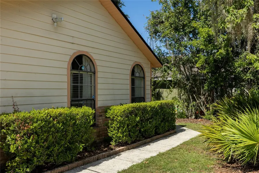 2951 SW 40th Avenue, Gainesville, FL 32608 - #2