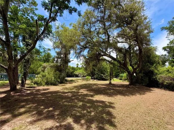 424 Margaret Street, BRONSON, FL 32621