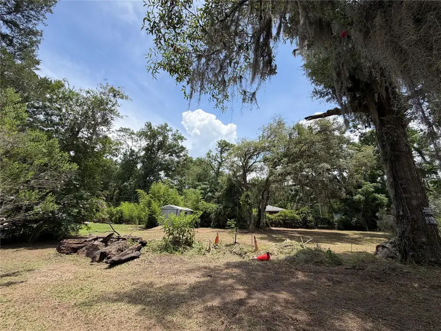 424 Margaret Street, Bronson, FL 32621 - #2