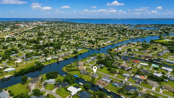 132 Concord Drive Ne, PORT CHARLOTTE, FL 33952