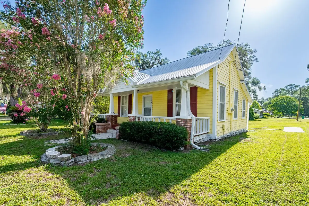 404 NE 2nd Street, Trenton, FL 32693 - #1