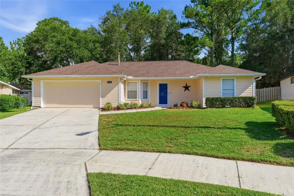 8834 NW 11th Place, GAINESVILLE, FL 32606